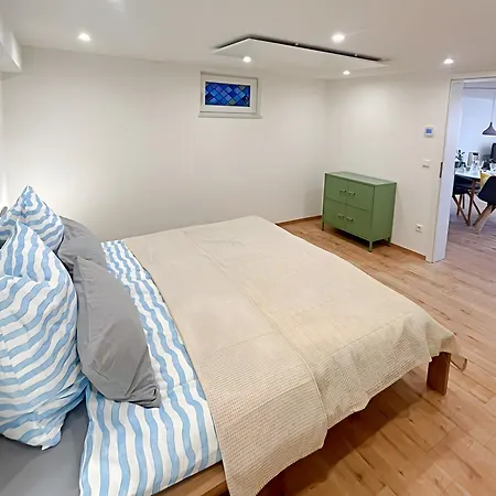 Apfelwiese * Tieringen